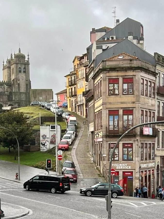 Opo Trinta E Um Apartment Porto Luaran gambar